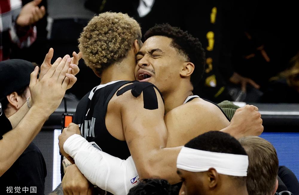 利物浦在转 利物浦在转