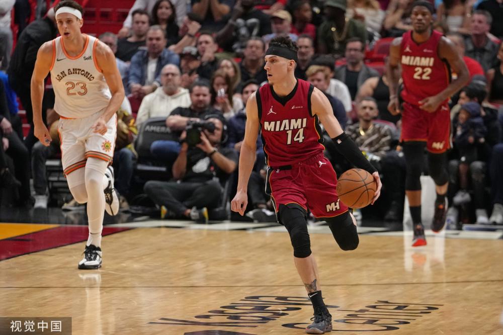 觉艺术与文 觉艺术与文